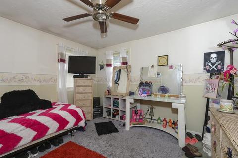 18 Ebenezer St, Worcester, MA 01604 photo 14