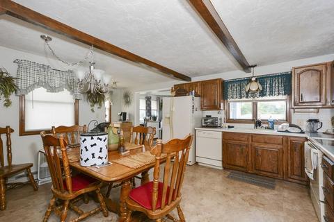 18 Ebenezer St, Worcester, MA 01604 photo 6