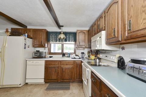 18 Ebenezer St, Worcester, MA 01604 photo 8