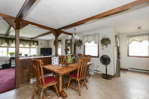 18 Ebenezer St, Worcester, MA 01604 photo 5