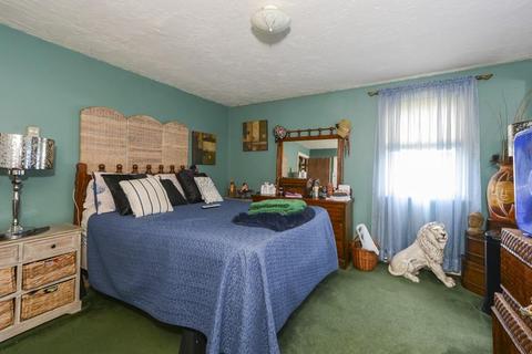 18 Ebenezer St, Worcester, MA 01604 photo 13