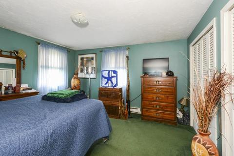 18 Ebenezer St, Worcester, MA 01604 photo 12