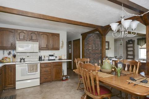 18 Ebenezer St, Worcester, MA 01604 photo 7