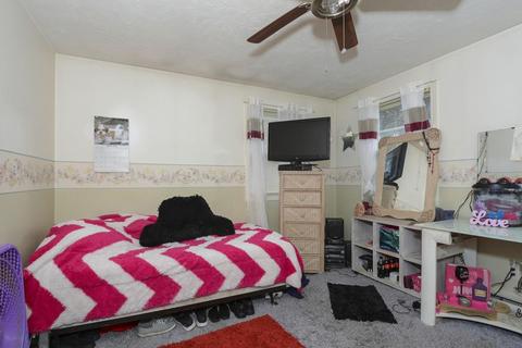 18 Ebenezer St, Worcester, MA 01604 photo 15