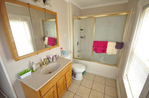 35 Rock Valley Ave, Everett, MA 02149 photo 9