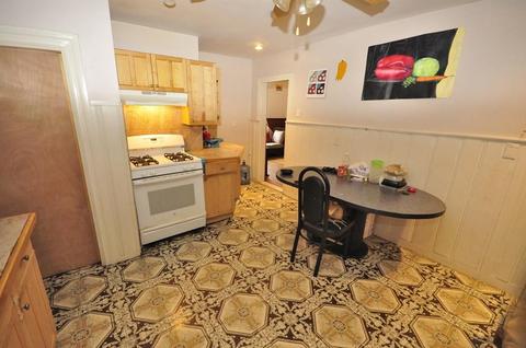 35 Rock Valley Ave, Everett, MA 02149 photo 4