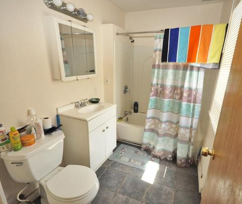 35 Rock Valley Ave, Everett, MA 02149 photo 12