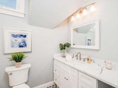 23 Locust St, Reading, MA 01867 photo 13