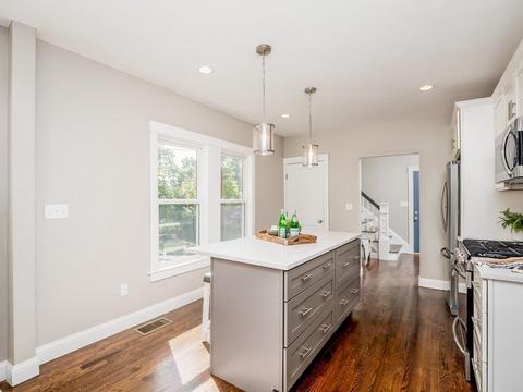23 Locust St, Reading, MA 01867 photo 7