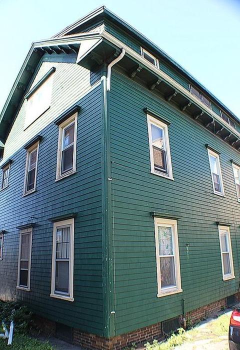464 Locust St, Fall River, MA 02720 photo 2