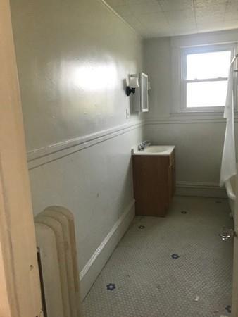 464 Locust St, Fall River, MA 02720 photo 14