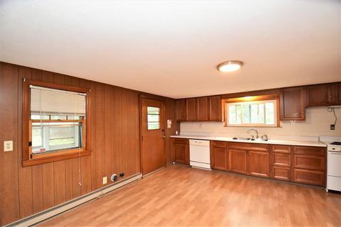 63 Standish St, Worcester, MA 01604 photo 23