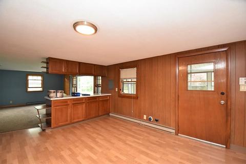 63 Standish St, Worcester, MA 01604 photo 22
