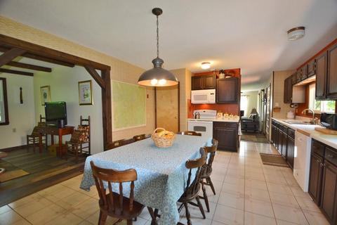 73 Pinewood Dr, Tolland, MA 01034 photo 8