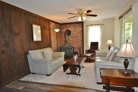 73 Pinewood Dr, Tolland, MA 01034 photo 4