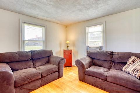 172 Windemere St, Springfield, MA 01104 photo 10