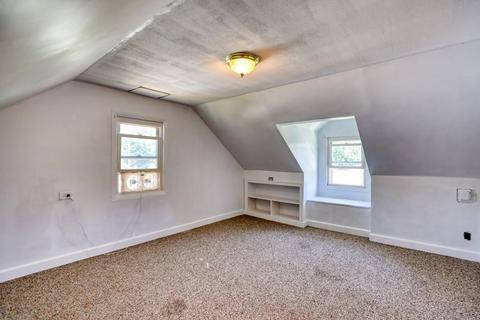 172 Windemere St, Springfield, MA 01104 photo 17