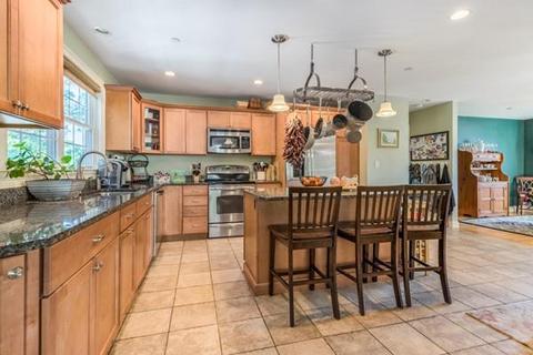 33 Folger Ave, Beverly, MA 01915 photo 10