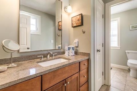 33 Folger Ave, Beverly, MA 01915 photo 20