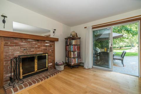 12 Rezza Rd, Beverly, MA 01915 photo 23