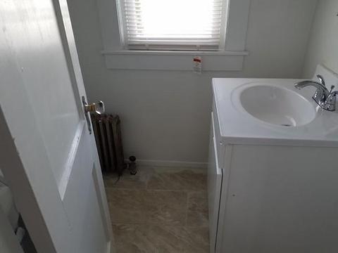 38 Chilson St, Springfield, MA 01118 photo 10