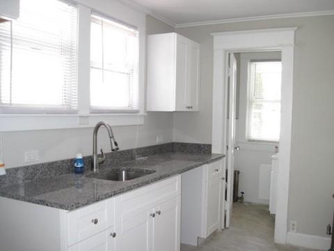38 Chilson St, Springfield, MA 01118 photo 9