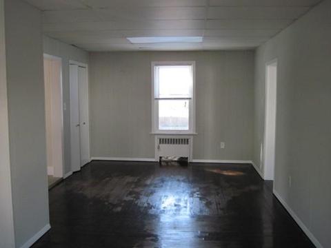 76 Dorset St, Springfield, MA 01108 photo 3