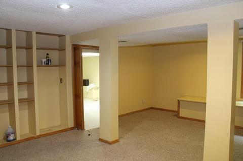 19 Stephanie Cir, Springfield, MA 01129 photo 33
