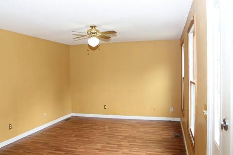 19 Stephanie Cir, Springfield, MA 01129 photo 17