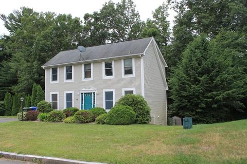 19 Stephanie Cir, Springfield, MA 01129 photo 3