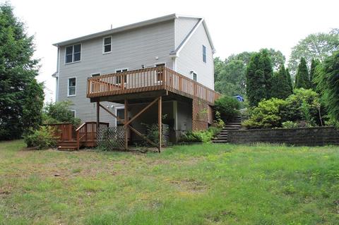 19 Stephanie Cir, Springfield, MA 01129 photo 5