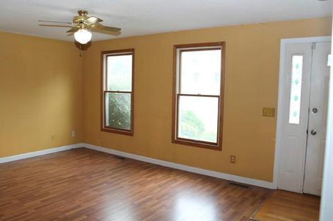 19 Stephanie Cir, Springfield, MA 01129 photo 16