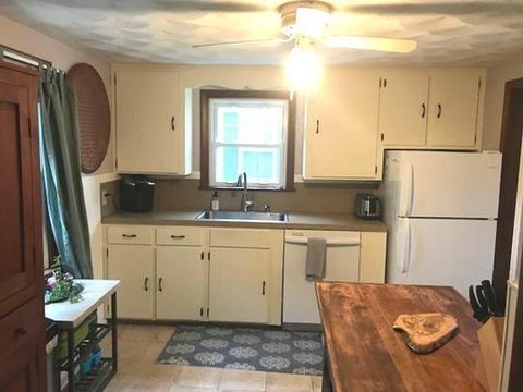 87 Davis St, Springfield, MA 01104 photo 3