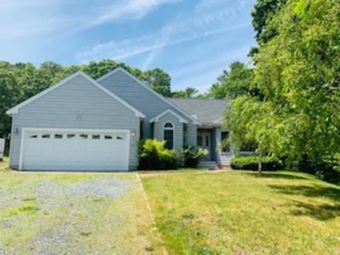7 Covelli Ave, Wareham, MA 02571 photo 1