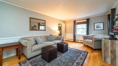 1344 Bradley Rd, Springfield, MA 01118 photo 4