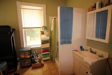 35 Providence St, Worcester, MA 01604 photo 30