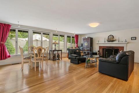 62 Weaver Rd, Barnstable, MA 02632 photo 7