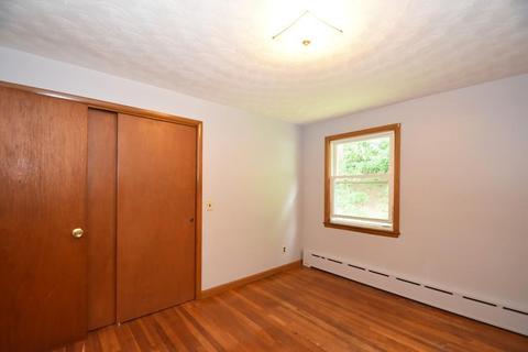 20 Maple St, Webster, MA 01570 photo 9