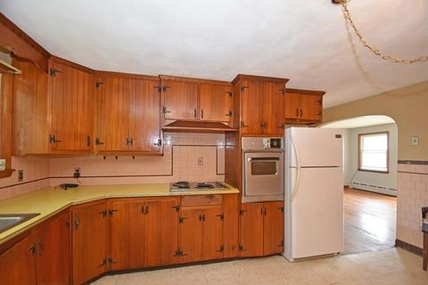 20 Maple St, Webster, MA 01570 photo 5