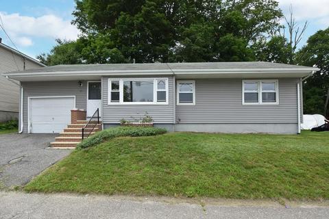 20 Maple St, Webster, MA 01570 photo 1