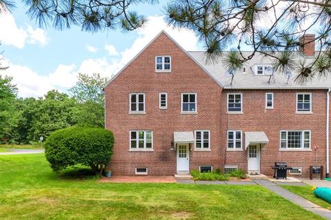 11 Walnut St #E, Devens, MA 01434 photo 5
