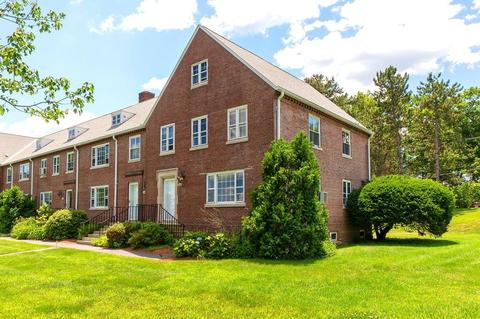 11 Walnut St #E, Devens, MA 01434 photo 1