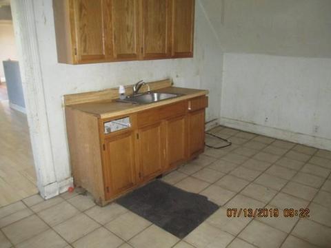 85 Ashley St, Springfield, MA 01105 photo 11