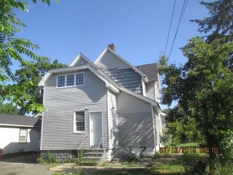 85 Ashley St, Springfield, MA 01105 photo 4