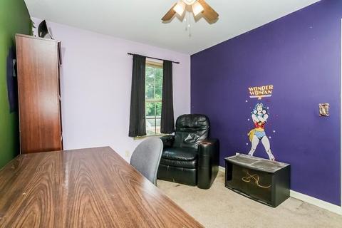 115 Saint James Cir, Springfield, MA 01104 photo 24