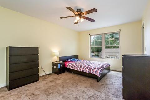 115 Saint James Cir, Springfield, MA 01104 photo 14