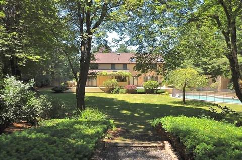 7 Russell Rd, Needham, MA 02492 photo 5