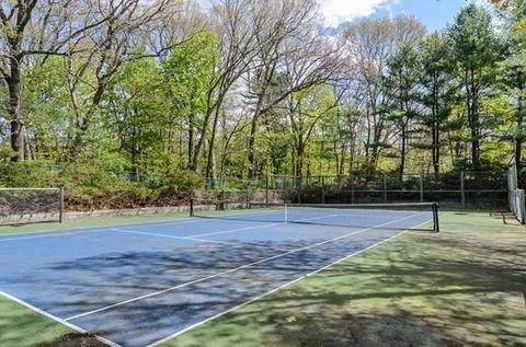 7 Russell Rd, Needham, MA 02492 photo 2