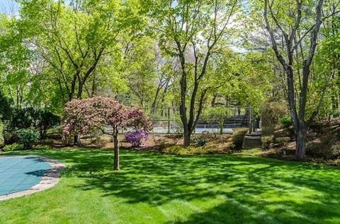 7 Russell Rd, Needham, MA 02492 photo 6