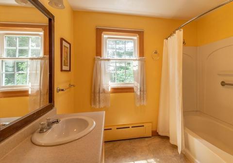 72 Spring St, Northampton, MA 01062 photo 22